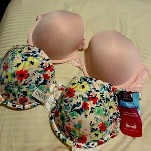 Madeform Push up Bra zise 36 C set of two